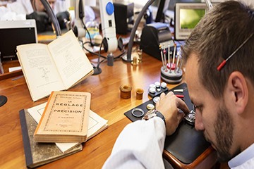 广州劳力士手表玻璃坏了