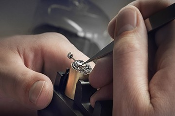 广州劳力士手表官方售后点油多少钱